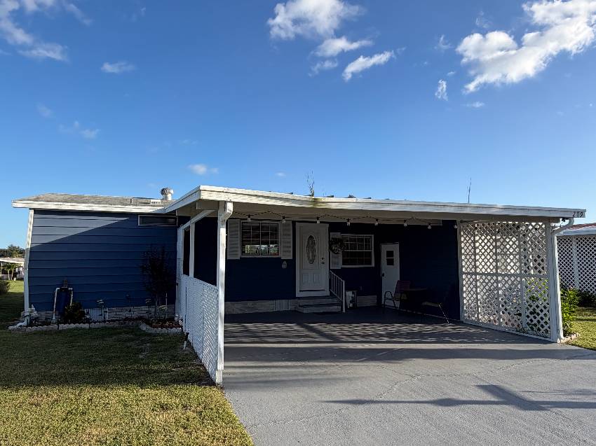 209 Fairway Circle a Winter Haven, FL Mobile or Manufactured Home for Sale